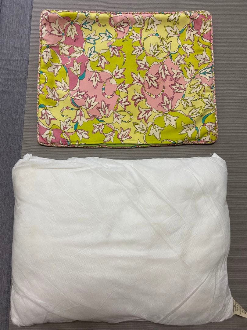 エミリオプッチヴィンテージクッション