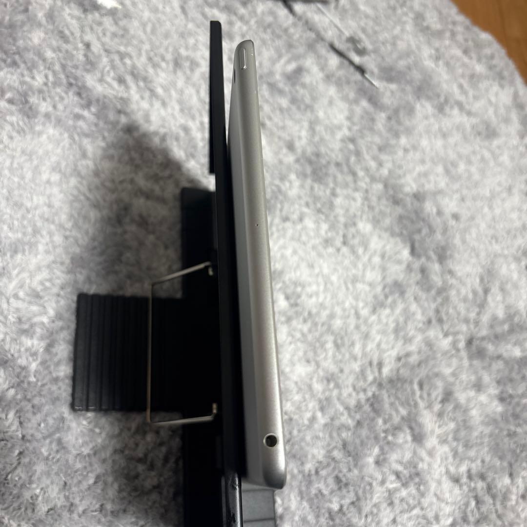 iPad 第9世代 10.2インチ