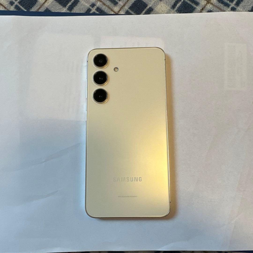 Galaxy S24 本体 SCG25 アンバーイエローSIMフリー