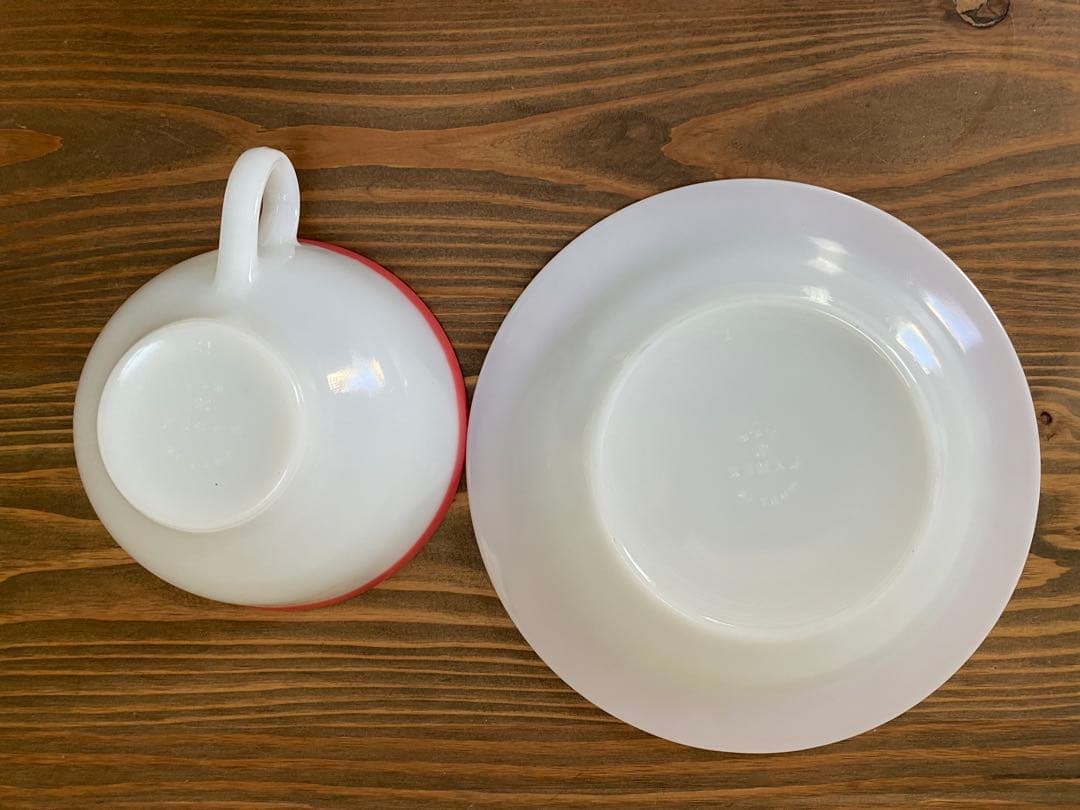 貴重　オールドパイレックス・フラミンゴピンクシリーズ中皿3、カップ&ソーサー2