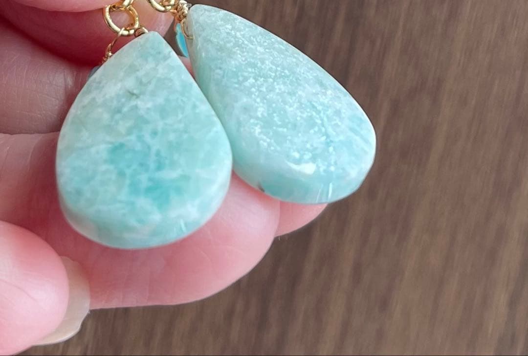 ラスト キラキラアマゾナイト雫型ピアスチャーム