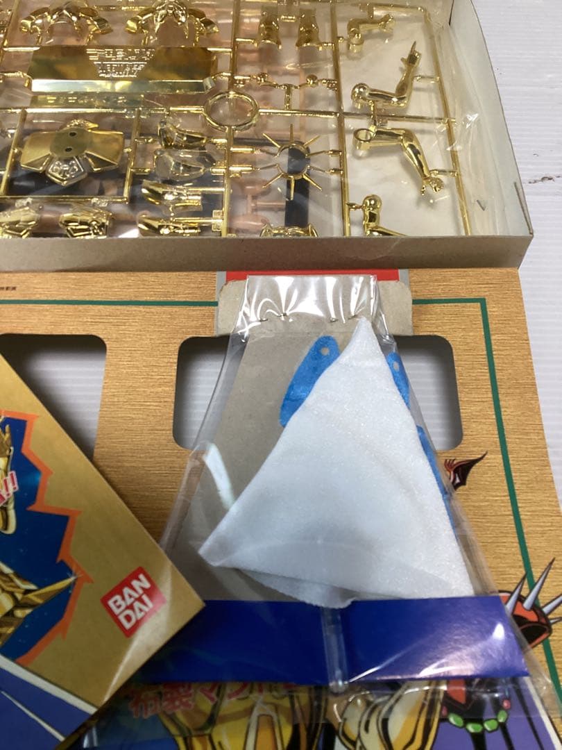 未組立 日本製 聖闘士聖衣大系 ジェミニ 双子座の黄金聖衣 2001年 復刻版