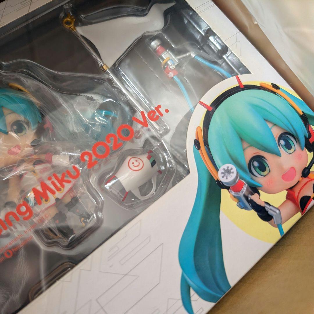 レーシングミク2020 LENA[A-7]デザイン ねんどろいど 初音ミク