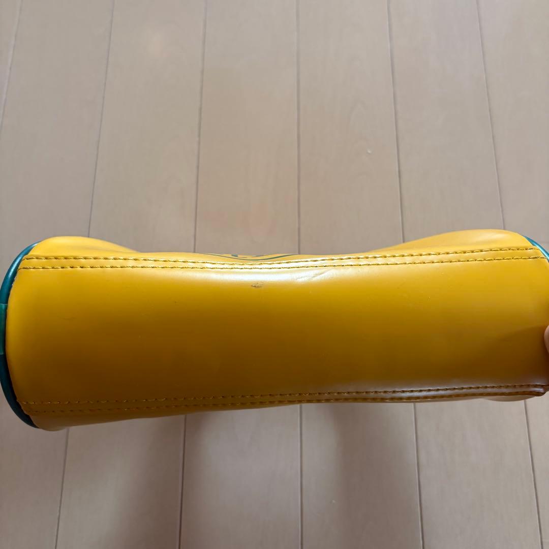 ボンダッチ Von Dutch ミニ クラッチバック 黄色 イエロー