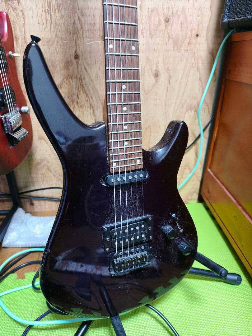 コンポネート　エレキギター