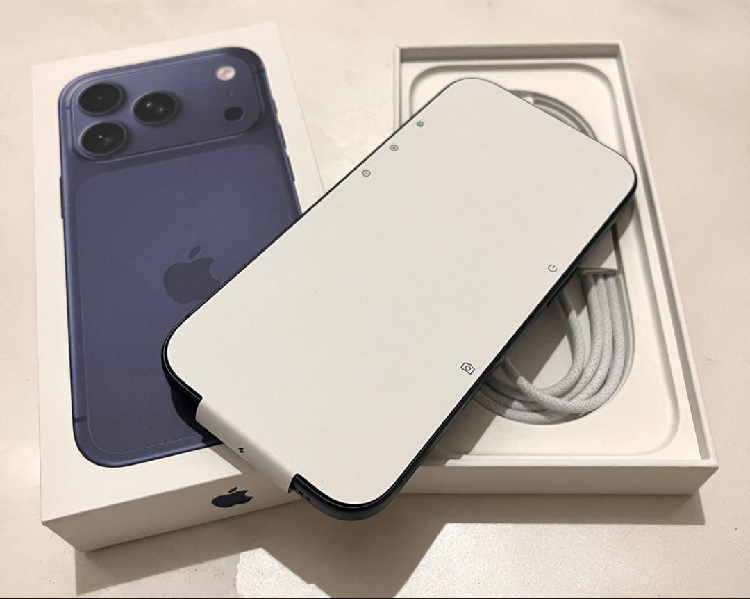 は*️様 〜2/15【新品・未使用】iPhone17Pro SIMフリー+ Ai