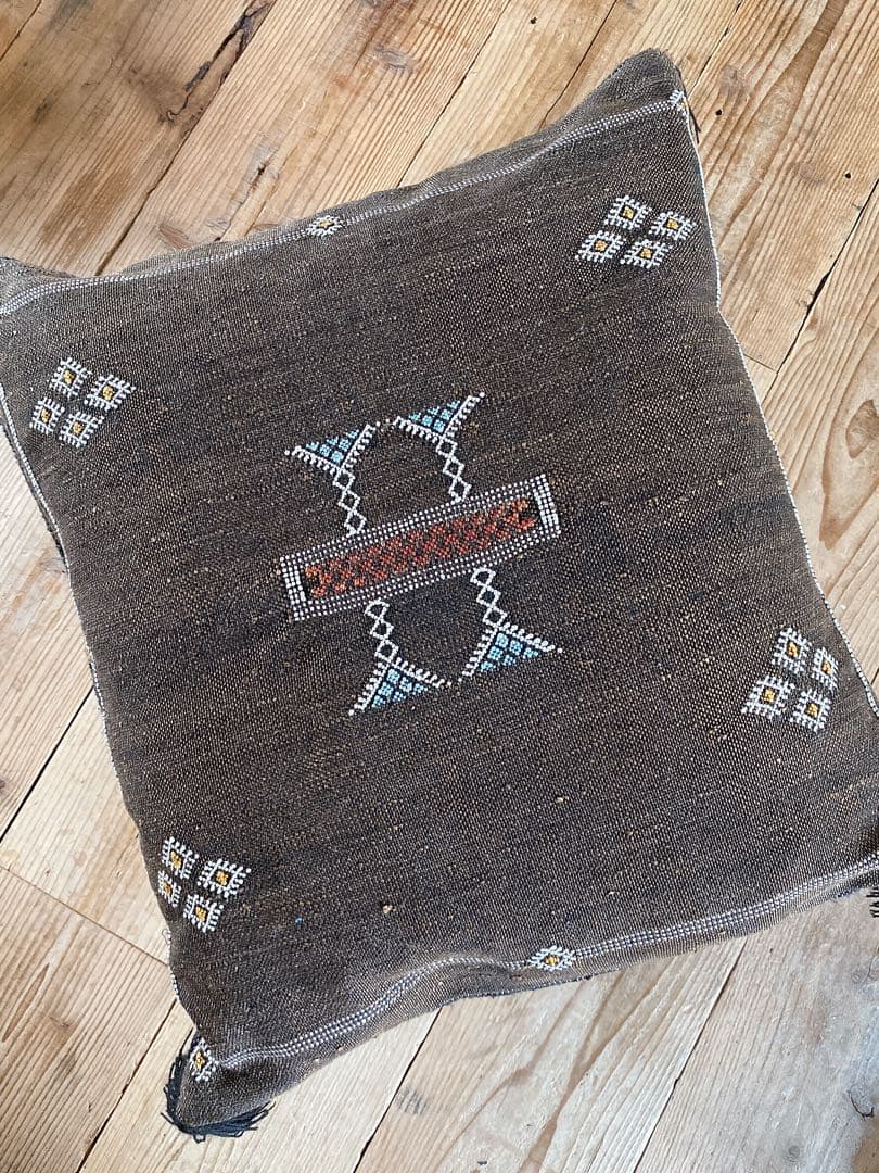 モロッコ製 カクタスシルク サブラ クッションカバー約52〜54×50cm