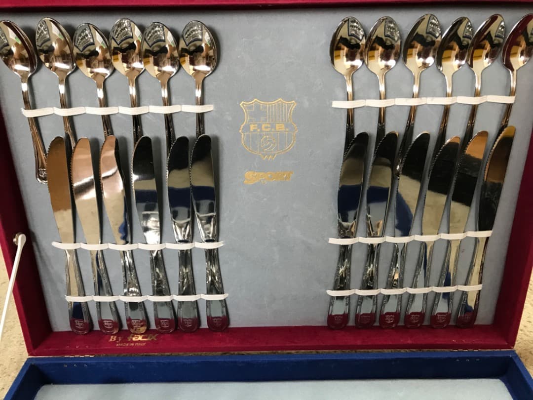 FCバルセロナのカトラリーセット