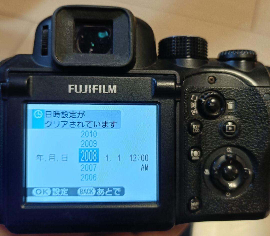 富士フイルム FUJIFILM FinePix S100FS