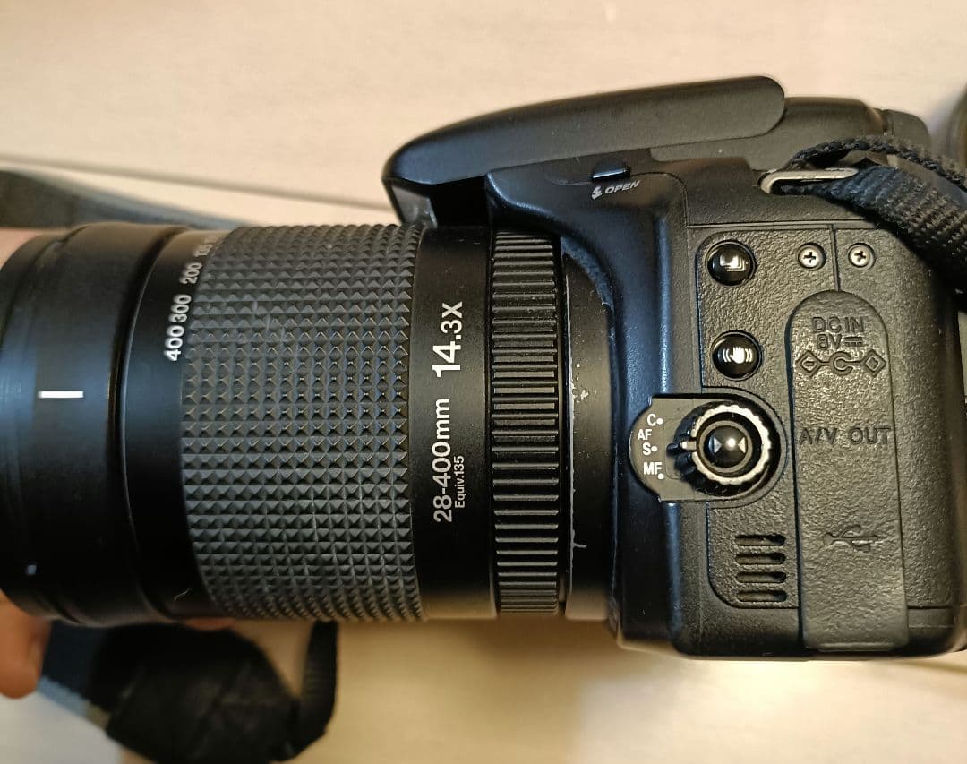 富士フイルム FUJIFILM FinePix S100FS