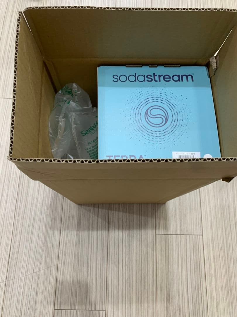 SodaStream TERRA 炭酸水メーカー シロップ付き