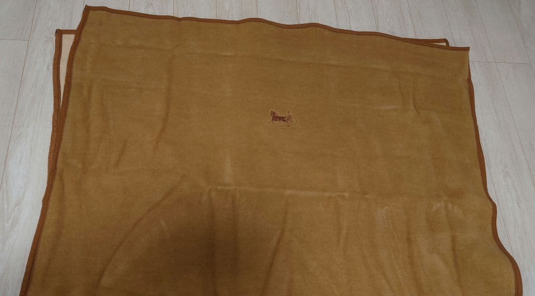 セリーヌ　毛布