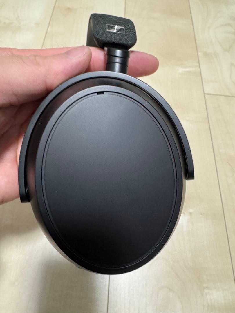 ゼンハイザー　Momentum 4 Wireless