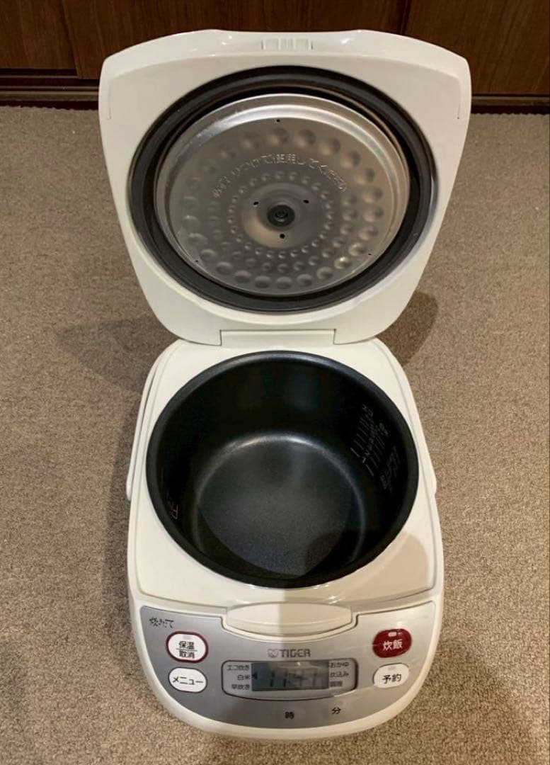 2024 タイガー マイコン 炊飯ジャー 炊きたて JBH-G102 5.5合炊
