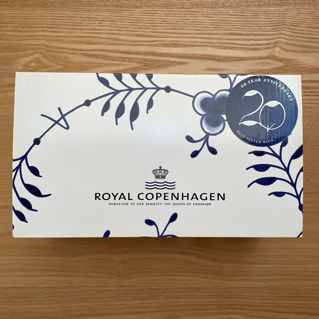 【新品未使用】ロイヤルコペンハーゲン　ブルーフルーテッド メガ マグカップ ペア