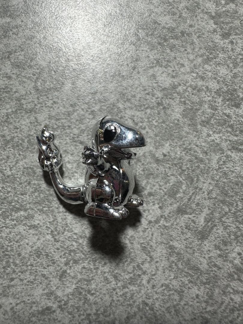 【激レア】 ポケットモンスター レッド/カビゴン/ヒトカゲメタルフィギュアセット