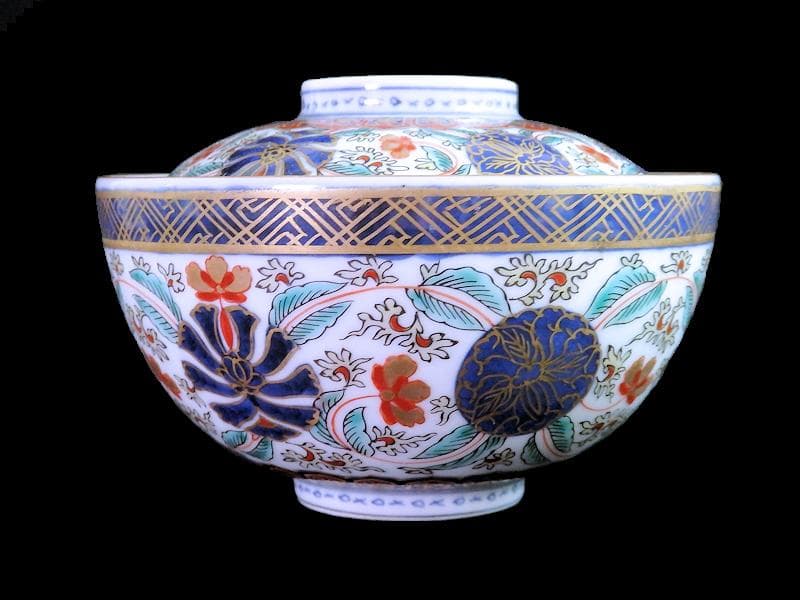 古伊万里　金襴手　瓔珞紋に花の図　蓋茶碗　江戸期　C000AS-CJa