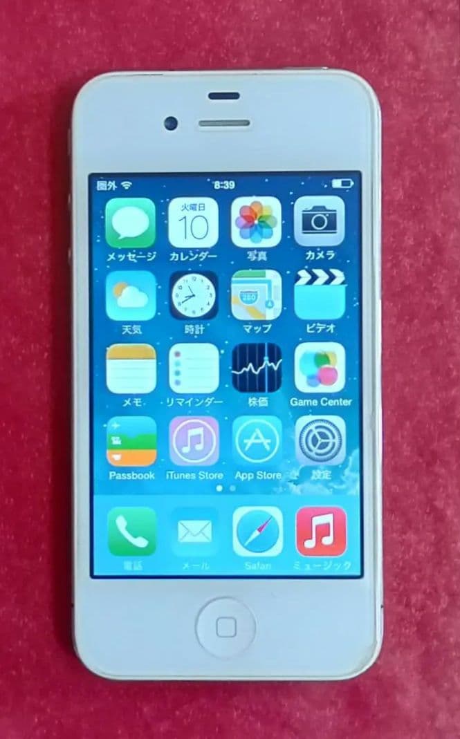 syuka特別価格アップル iPhone 4 Sim フリー 美品ホワイト