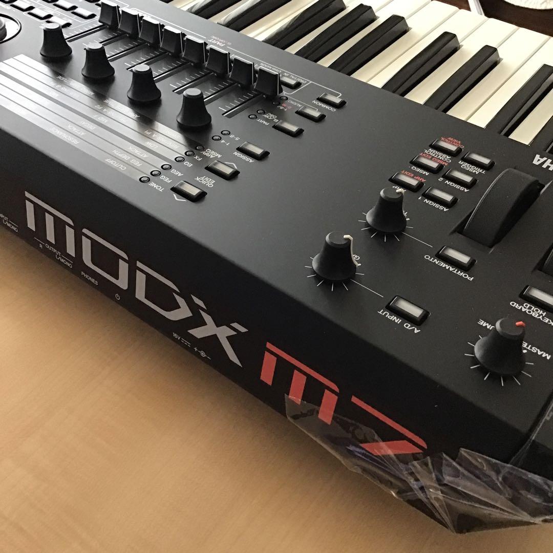 YAMAHA MODX M7 シンセサイザー