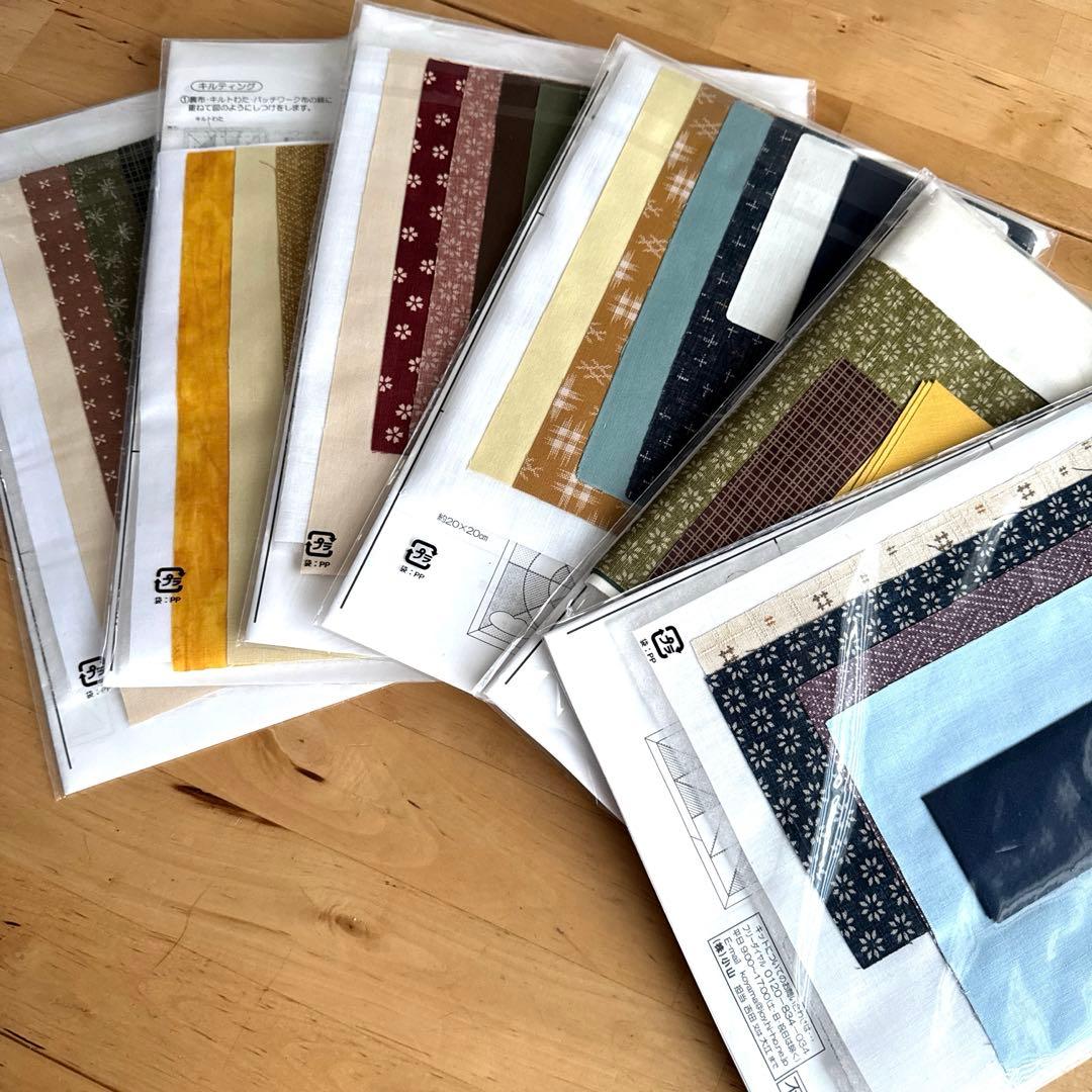 12ヶ月セット　和のパッチワーク季節のタペストリー　約60×80cm