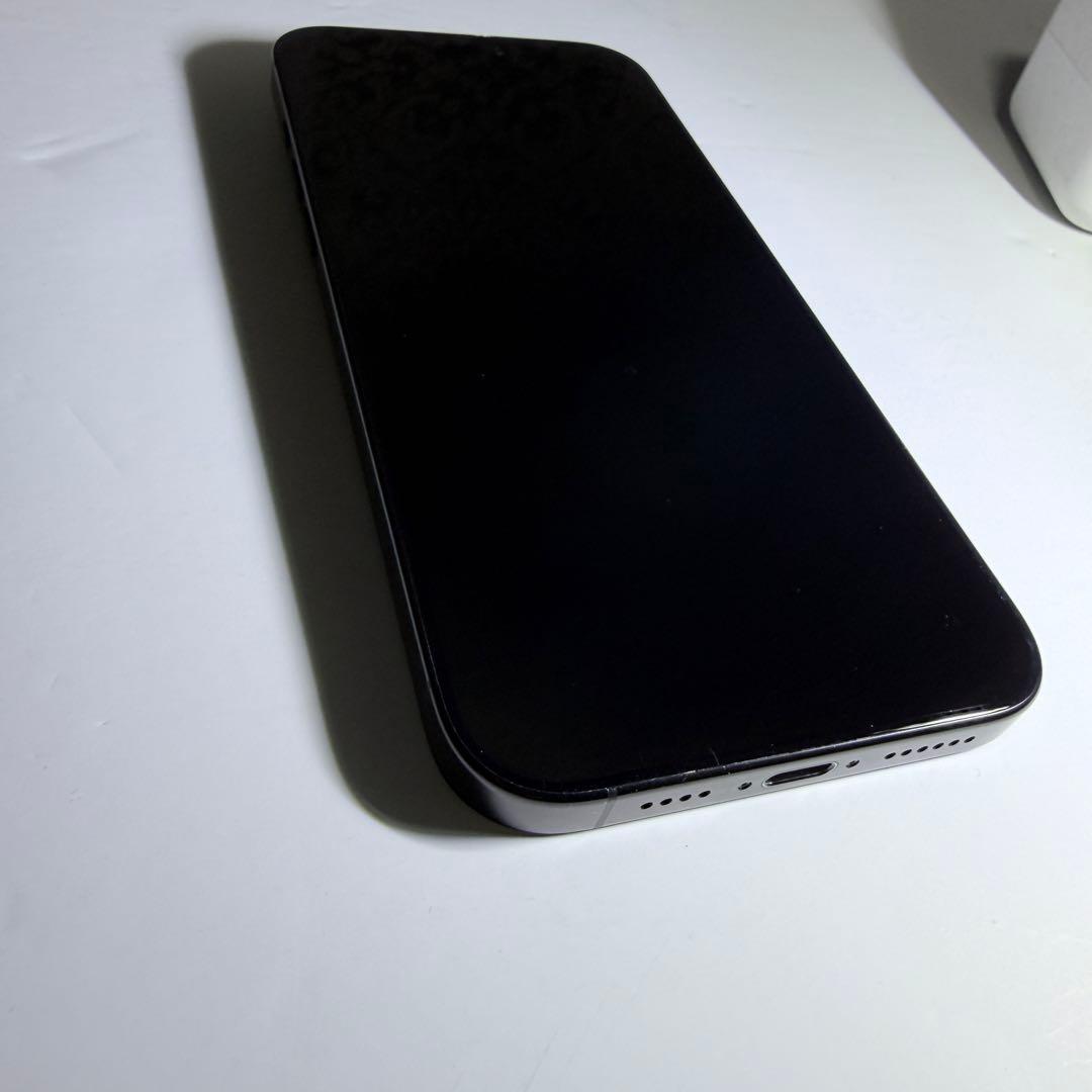 iPhone 16 Pro Max 256GBブラックチタニウム SIMフリー