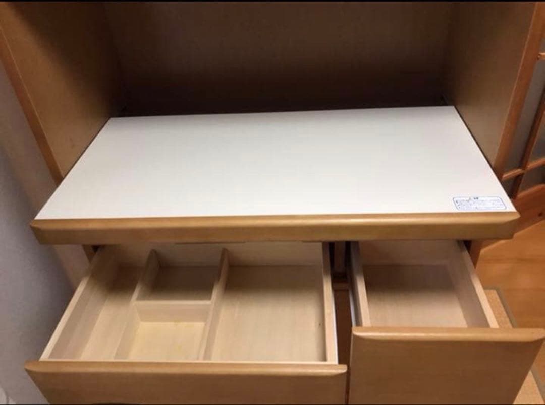 カリモク　木製食器棚