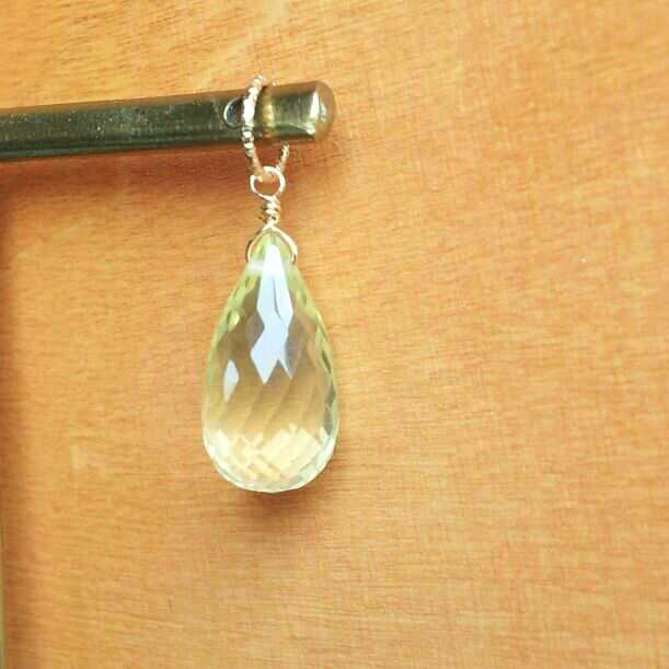 14kgf 宝石質レモンクォーツの大粒ドロップ ネックレスチャーム