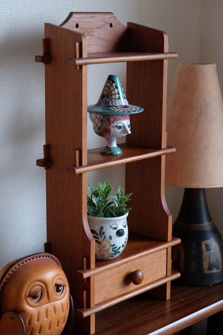 北欧ヴィンテージ チーク ウォールシェルフ ウェグナー チェア 花瓶 プレート