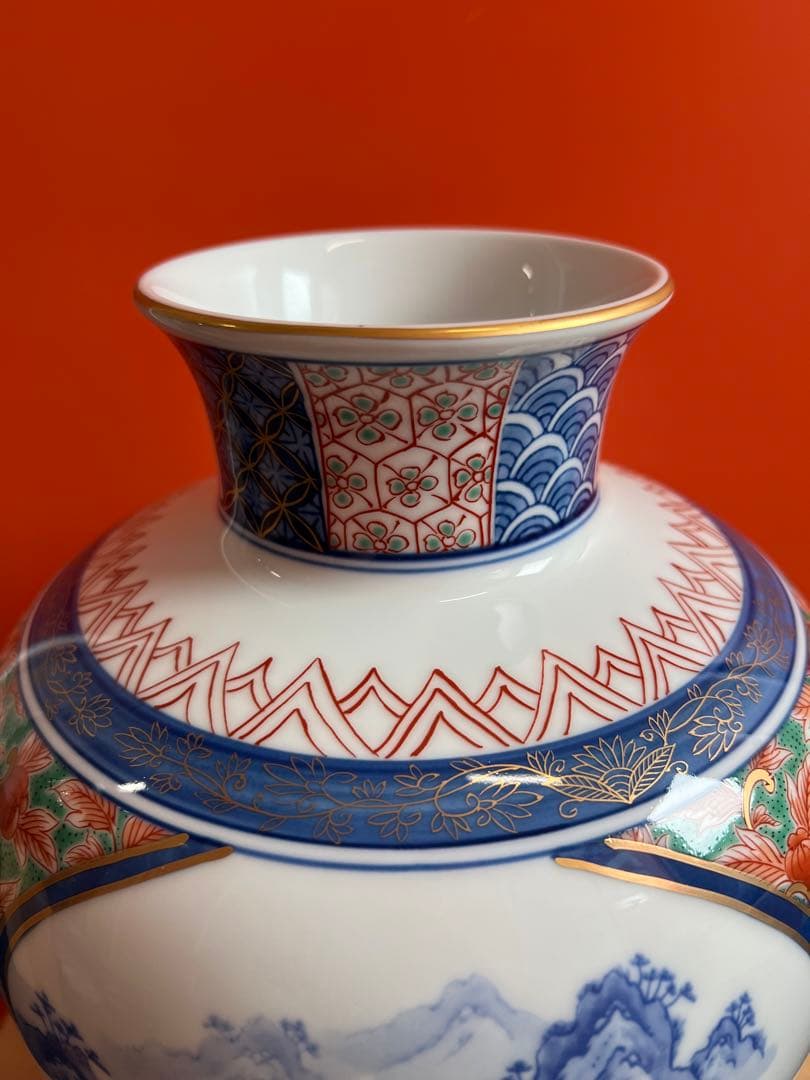 1170  有田焼　弥右衞門　古伊万里　鳳凰山水　花瓶　未使用