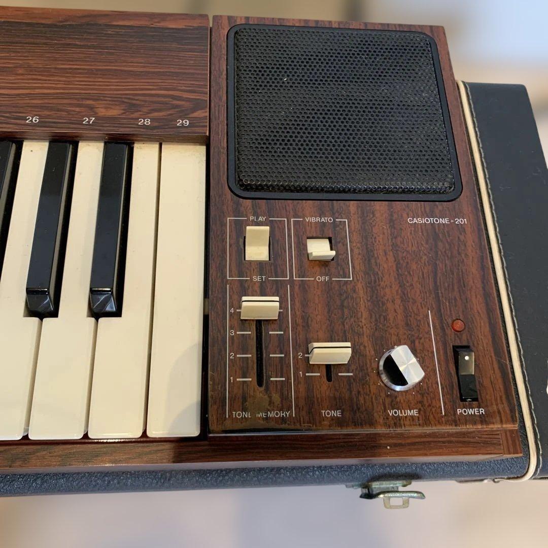 レア　希少　Casiotone-201 キーボード　カシオ　初代　ピアノ