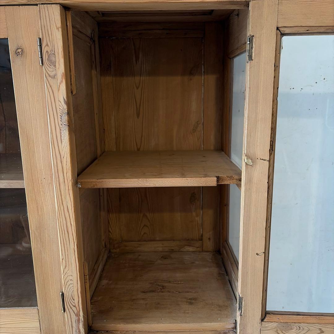 ビンテージ ガラス収納食器棚 キャビネット　ショーケース