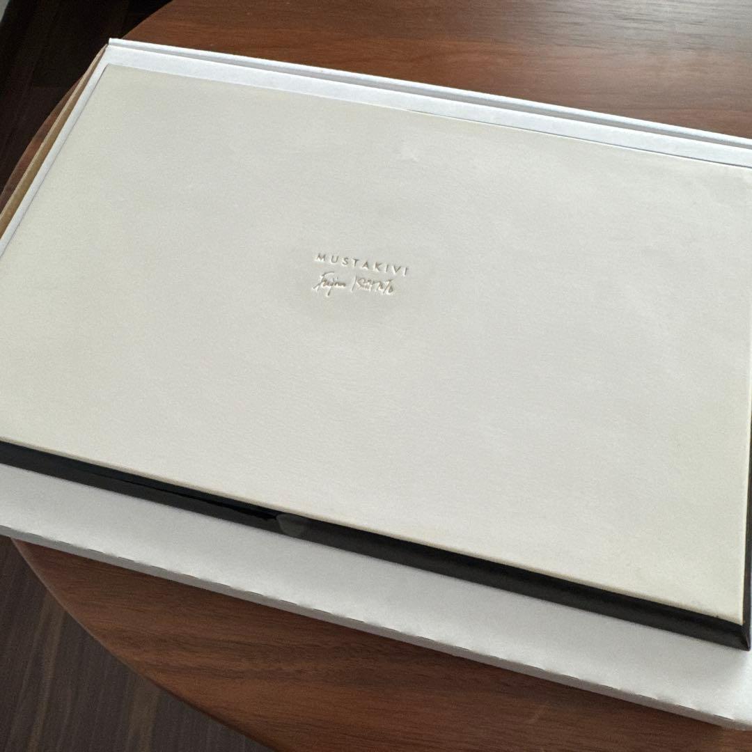 MUSTAKIVI 長角皿　black✖️black 石本藤雄　ロングプレート