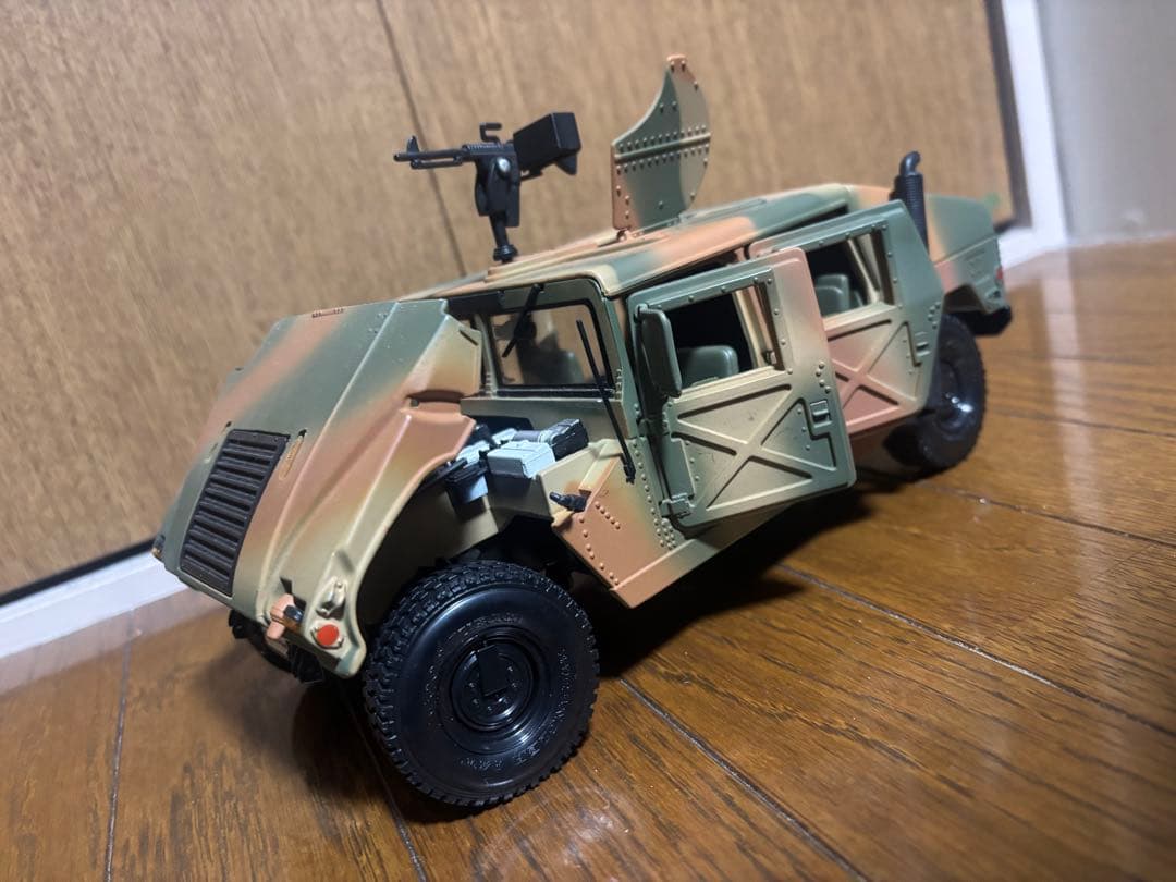 ハマー　ハマーH1 マイスト製　1/18