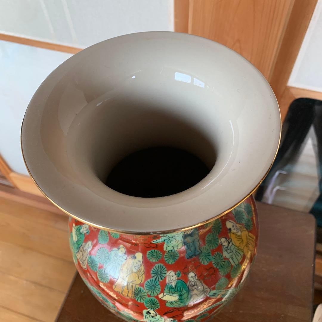 九谷焼、花瓶、壺　陶器　高さ約42ｃｍ　胴回り約直径２0ｃｍ　口周り約１5ｃｍ