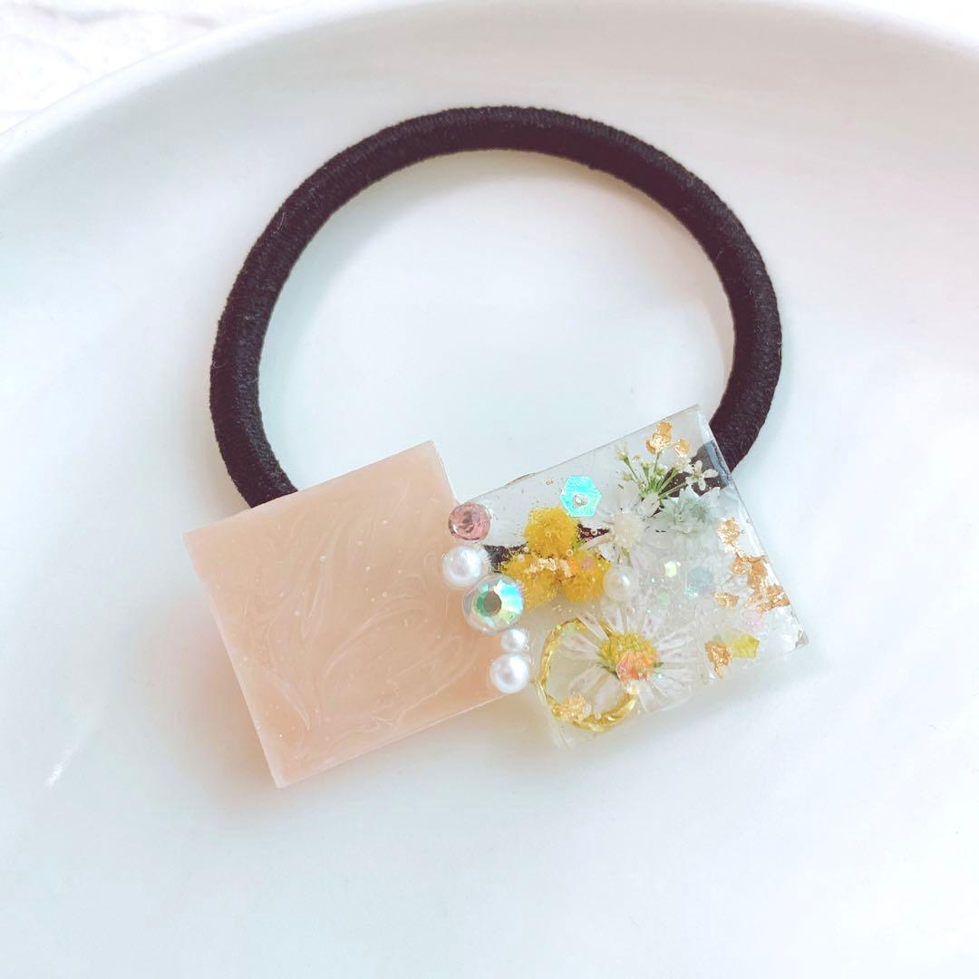 レジンヘアゴム　スクエア　ダブル　ベージュ　ミモザ　紫陽花
