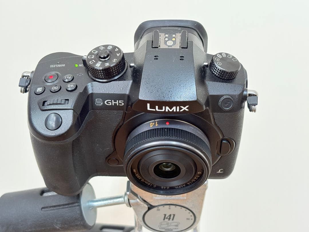 4K録画におすすめ 訳あり パナソニックGH5単焦点レンズ、外付けマイク付き