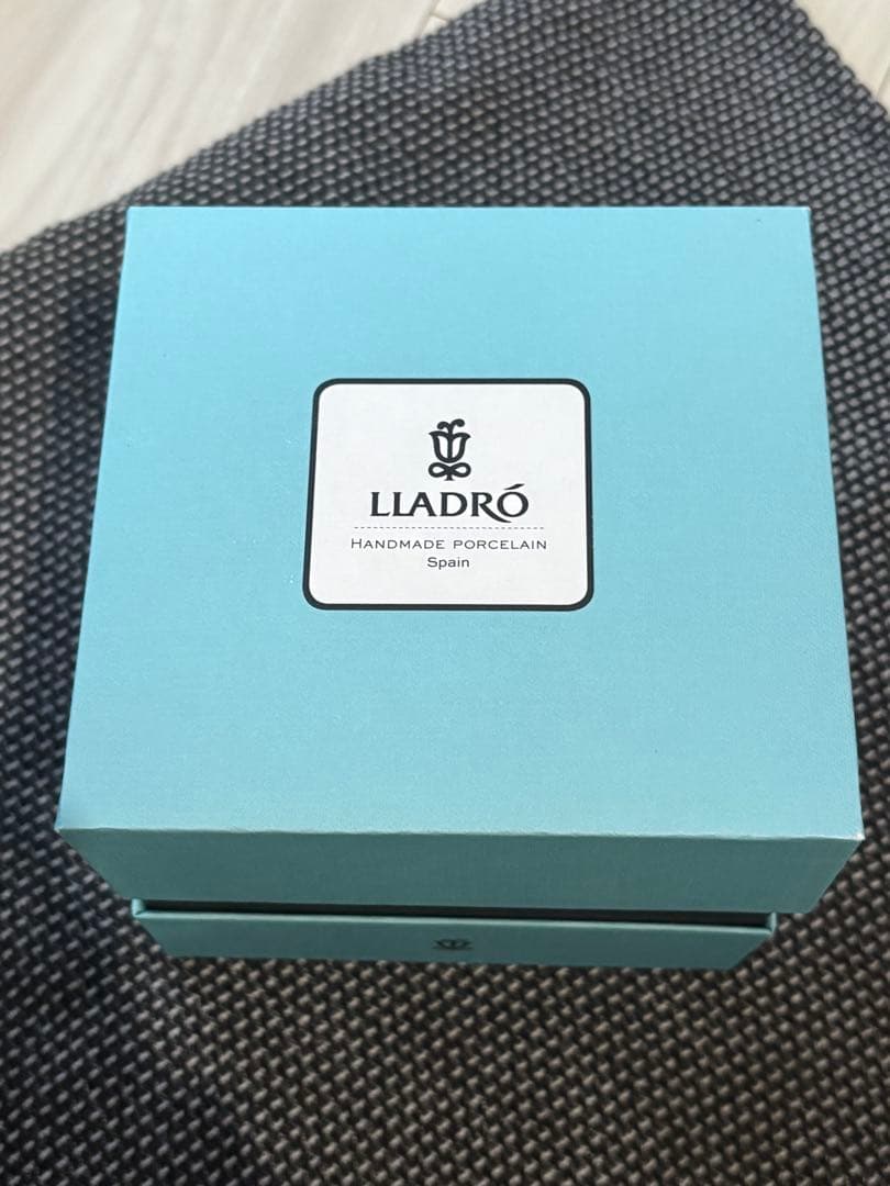 新品未使用 Lladro スイートベイビー女の子