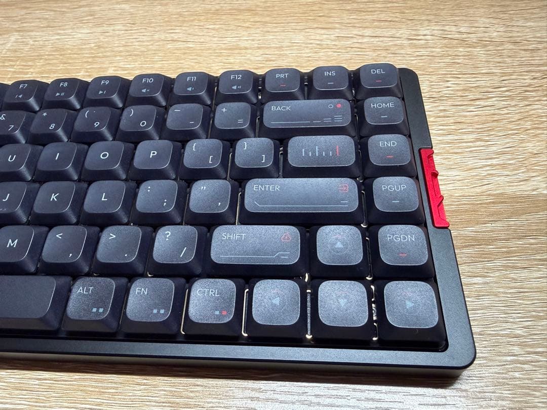 IQUNIX MQ80 Black ロープロファイルキーボード　フルセット