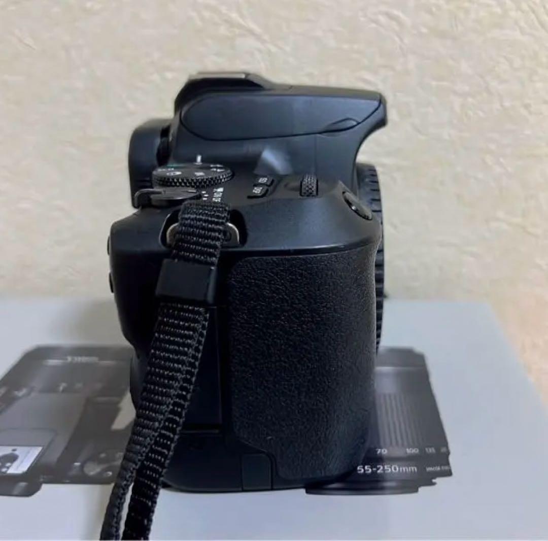 Canon kiss X10標準&望遠ダブルレンズセット