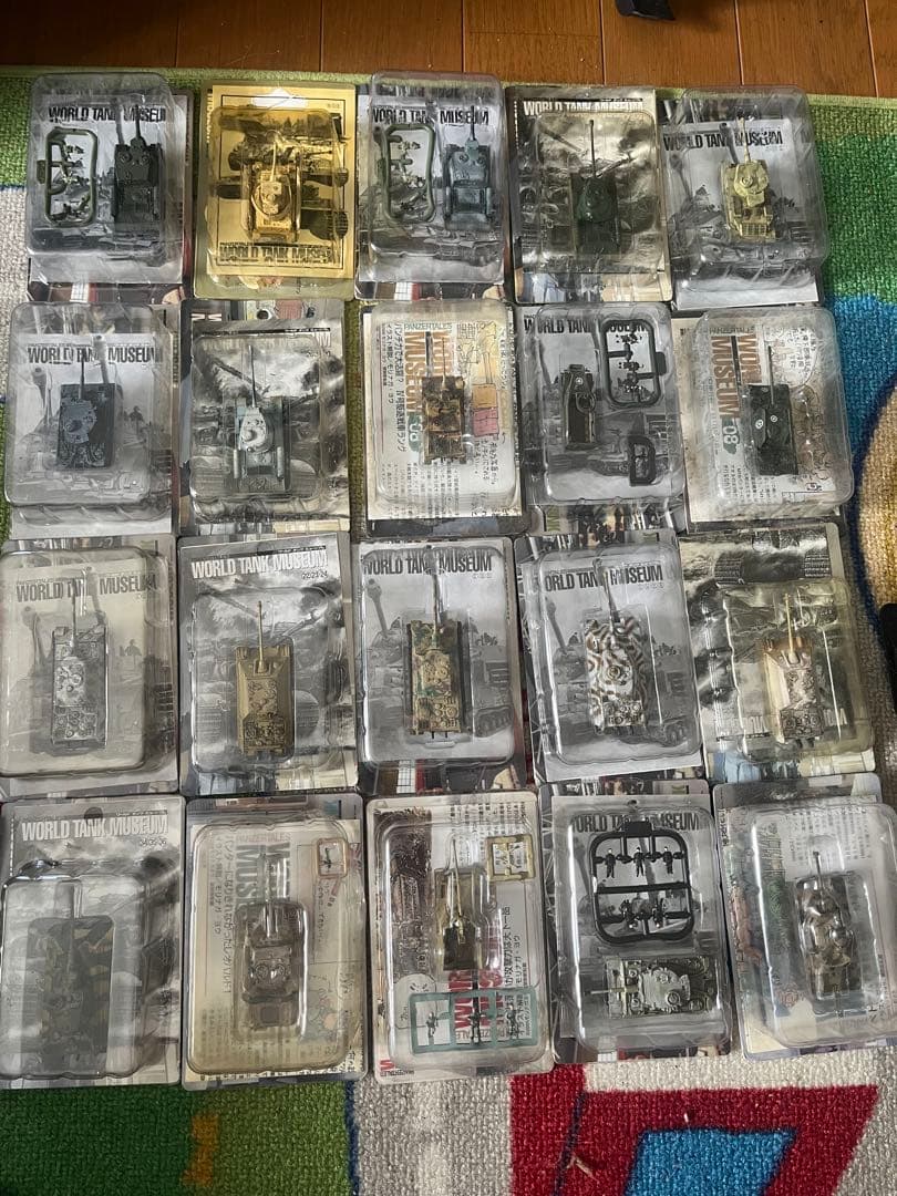 ワールドタンクミュージアム 100個セット 戦車 食玩 模型
