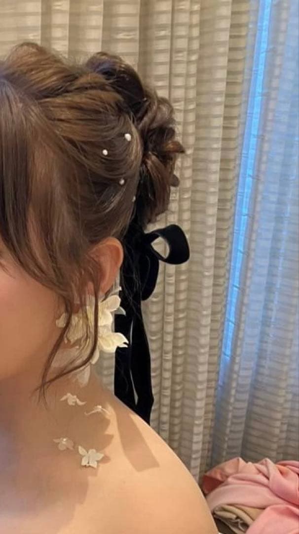 mois（モア）さん　布花《咲華》ivory silk ピアス