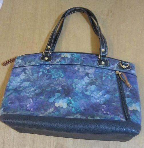 ♦リバティ♦ハンドメイドバッグ♦ビニコ　ラミネート♦エメラルドベイ　♦美品