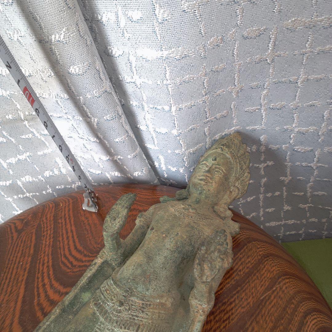 ブロンズ製仏像 約30cm 木製台座付き 古代？