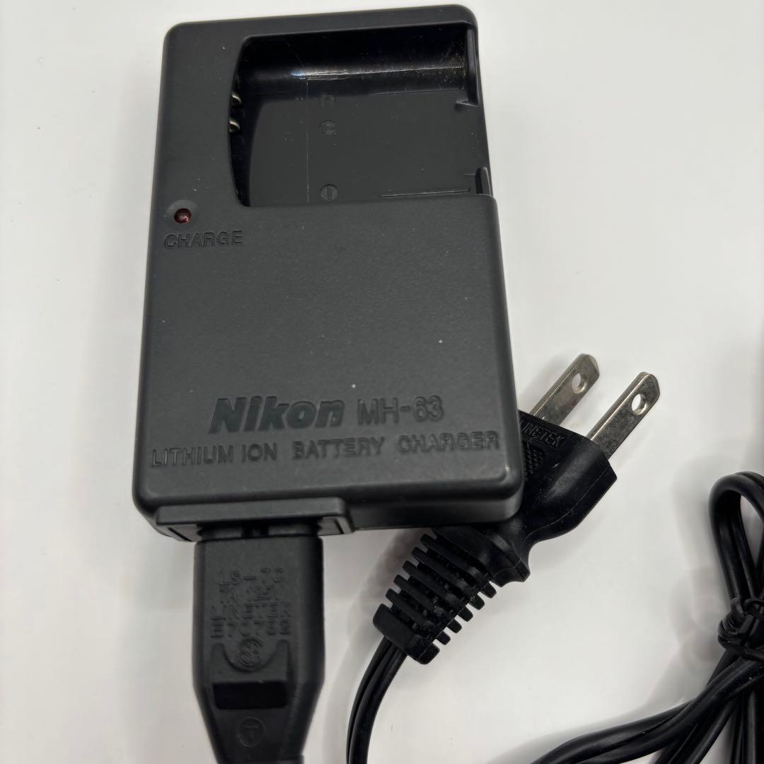 【美品】NIKON COOLPIX S60 ゴールド コンパクトデジタルカメラ