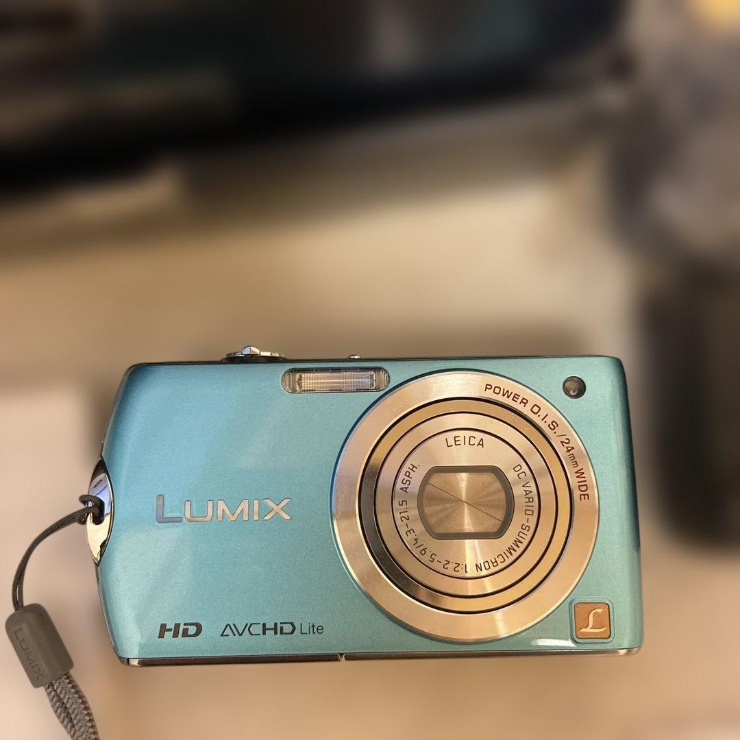 Panasonic LUMIX FX70 ブルー
