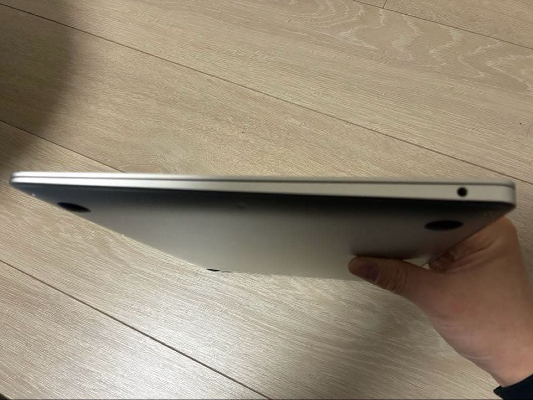 MacBook Air M1 8GB 256GB 液晶割れジャンク 箱・付属品