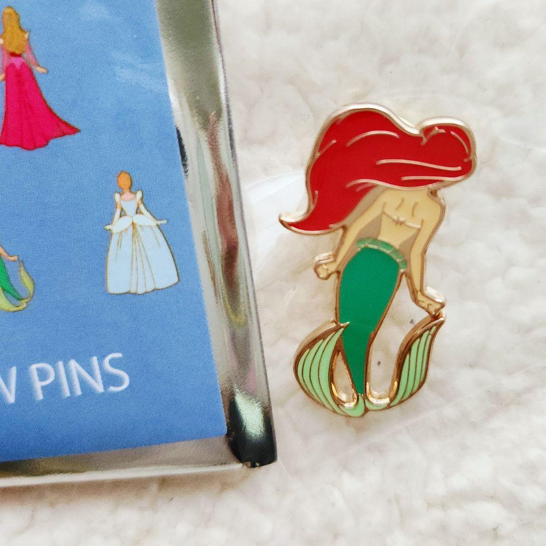 ディズニープリンセス100周年　限定ピンバッジ　バックビューピンズ　コンプリート