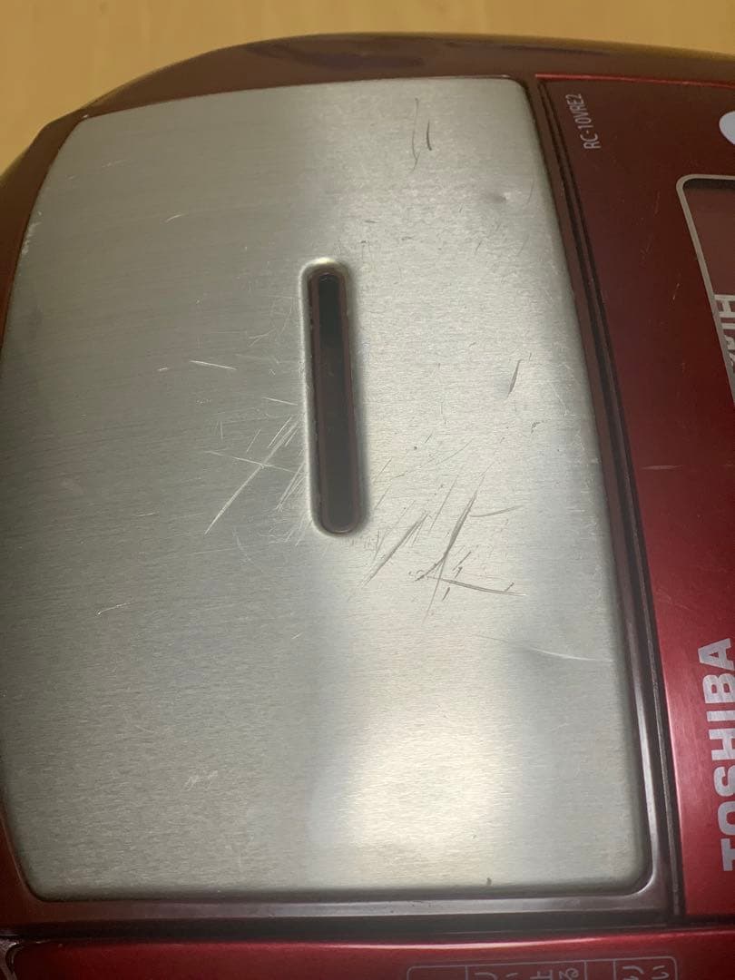 TOSHIBA RC-10VRE2 高火力真空IH炊飯器　5.5合炊　 赤