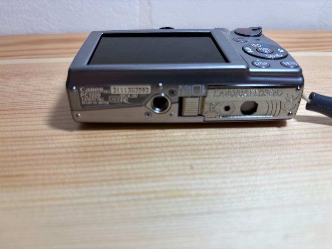 Canon IXY 900IS　デジタルカメラ　ジャンク品