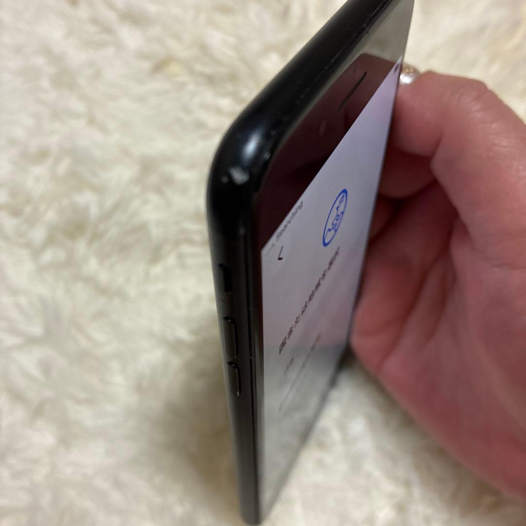 Apple iPhone SE2ブラック 本体